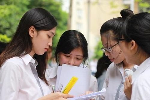 Thí sinh không nên 'ôm đồm' quá nhiều kỳ thi riêng