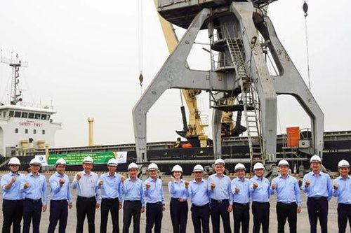 Phân bón Miền Nam xuất khẩu 5.000 tấn NPK sang Philippines, mừng Đảng, mừng Xuân 2026