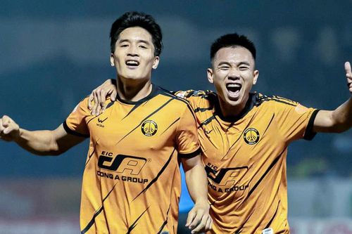 Kết quả Công an TP.HCM vs Thanh Hóa: Việt kiều Lào tạo 2 siêu phẩm