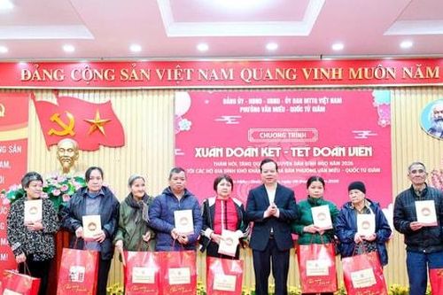 Phường Văn Miếu - Quốc Tử Giám tổ chức Chương trình 'Xuân đoàn kết - Tết đoàn viên'