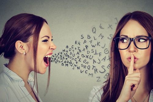 Người thông minh gặp 3 tình huống này thường chọn im lặng: Đỉnh cao của trí tuệ thâm sâu