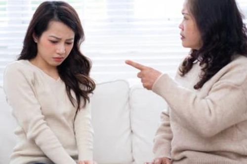 Lăng mạ, xúc phạm con dâu, mẹ chồng có thể bị xử lý hình sự