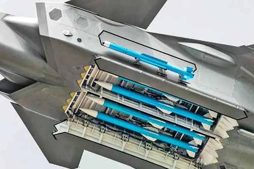 Vì sao Mỹ lại lo ngại về tên lửa tầm xa PL-17?