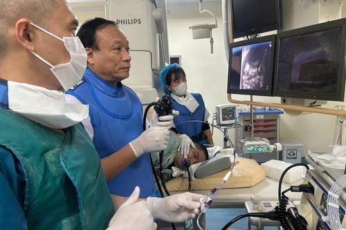 Cơn đau vùng hạ sườn phải hé lộ bệnh lý nguy hiểm