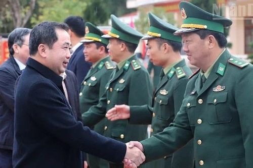 Bộ trưởng Nông nghiệp và Môi trường Trần Đức Thắng thăm, chúc Tết tại Sơn La