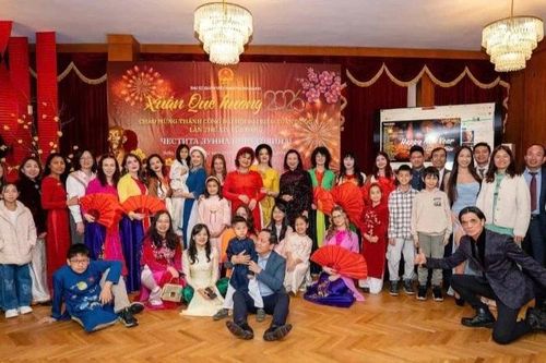 Cộng đồng người Việt Nam tại Bulgaria tưng bừng đón Xuân Bính Ngọ