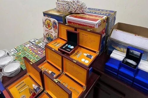 Đà Nẵng triệt xóa 2 điểm mua bán thiết bị phục vụ đánh bạc, thu giữ số lượng lớn tang vật