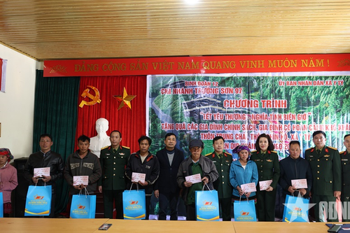 Binh đoàn 12: Chi nhánh Trường Sơn 97 mang 'Tết yêu thương' tới vùng cao Y Tý
