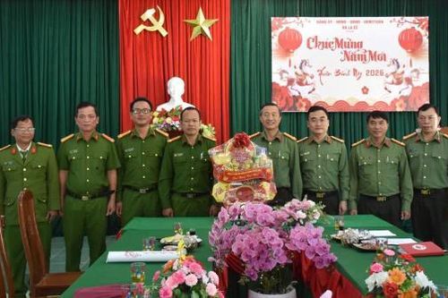 Lãnh đạo Công an TP Đà Nẵng thăm, chúc Tết và kiểm tra công tác bảo đảm ANTT, bầu cử tại các xã vùng cao