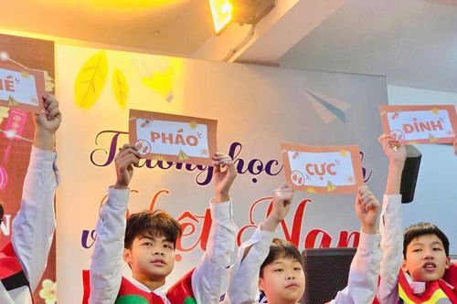Học sinh lan tỏa 'lá chắn an toàn' trước thềm Tết Nguyên đán