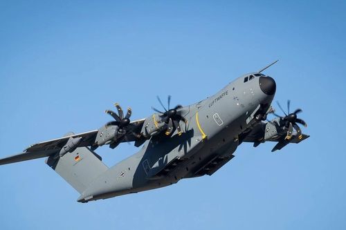 Airbus có kế hoạch biến A400M thành 'mẫu hạm UAV'