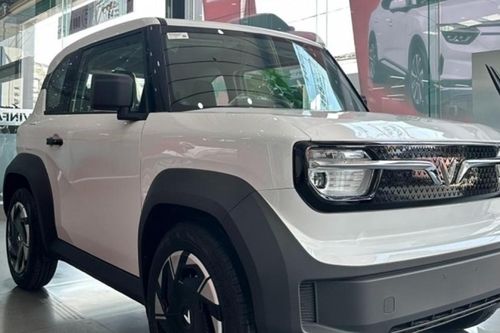 Cận cảnh xe điện VinFast VF 3 Plus vừa về đại lý, giá 315 triệu đồng