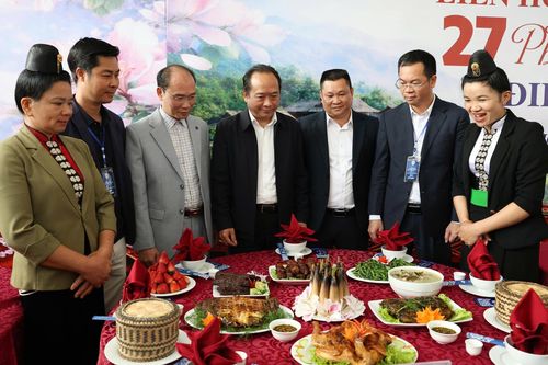 Đôc đáo phong vị ẩm thực Điện Biên