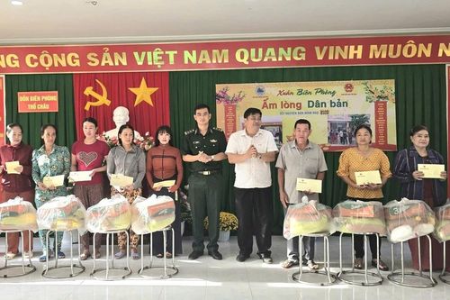 Xuân về trên đảo tiền tiêu Thổ Châu