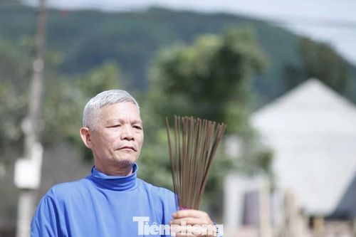 Người làm hương ở xã miền núi Bắc Ninh tất bật vào vụ Tết