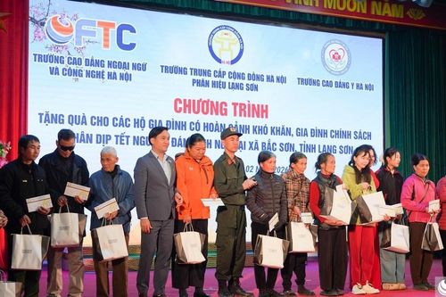 Trường CĐ Ngoại ngữ và Công nghệ Hà Nội lan tỏa trách nhiệm xã hội