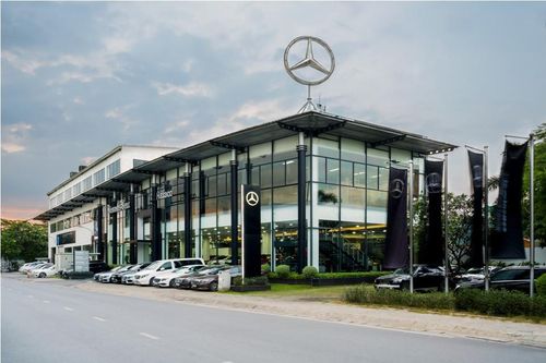 Đại gia bán ô tô Mercedes-Benz nói lý do sụt giảm lợi nhuận hơn 80%
