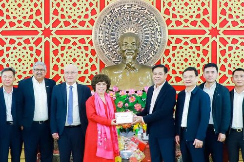 Chủ tịch UBND tỉnh Võ Trọng Hải đề nghị Tập đoàn TH, Ngân hàng TMCP Bắc Á tiếp tục đồng hành với sự phát triển của Nghệ An