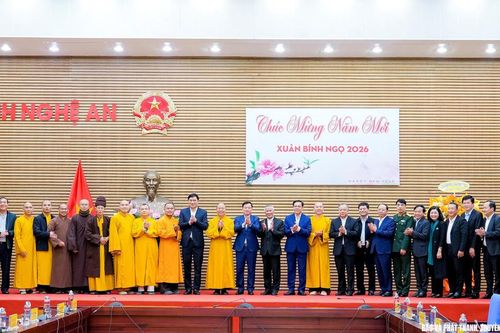 Các tổ chức tôn giáo thăm, chúc Tết tỉnh Nghệ An