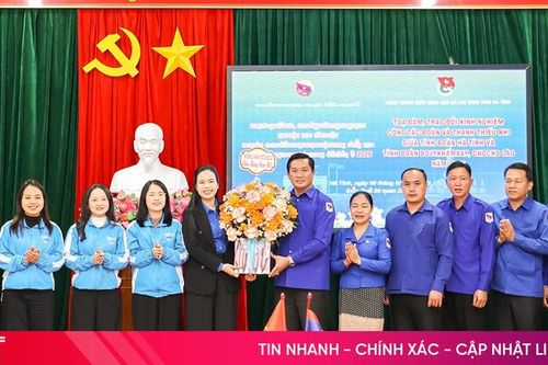 Thắt chặt tình đoàn kết giữa tuổi trẻ Hà Tĩnh và Bolikhămxay
