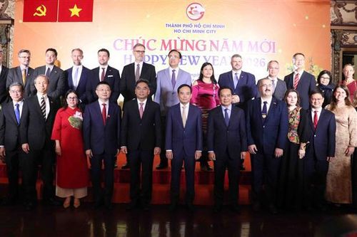 Lãnh đạo TP Hồ Chí Minh gặp gỡ cơ quan đại diện nước ngoài