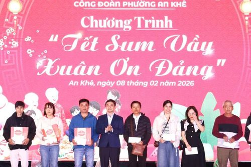 Trao hơn 1.000 suất quà dịp Tết nguyên đán cho đoàn viên, hội viên phường An Khê