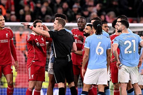 Liverpool gục ngã trước Man City tại Anfield: Khi sai lầm và thẻ đỏ đánh gục hy vọng Top 4