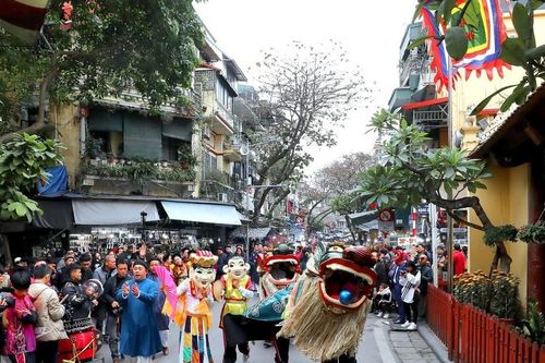 Hà Nội: Trải nghiệm lễ mở cửa Ô Quan Chưởng và đoàn rước ngựa độc đáo dịp Tết