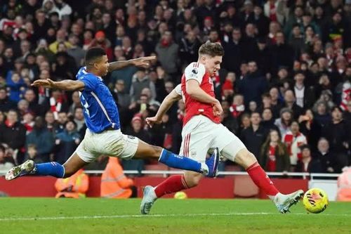 Arsenal không vô địch bây giờ thì đến bao giờ!