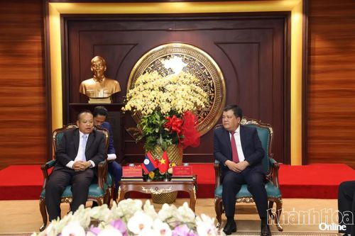 Chủ tịch UBND tỉnh Trần Phong tiếp Chủ tịch Ủy ban hành chính tỉnh Attapeu - Cộng hòa Dân chủ Nhân dân Lào