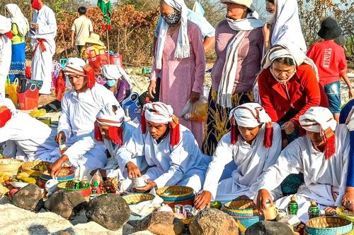 Đồng bào Chăm Bàni rộn ràng đón Tết Ramưwan