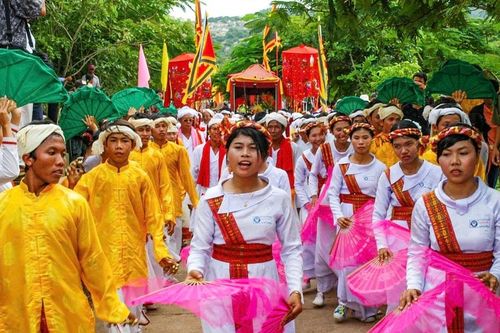 Xuân về trên miền Chăm