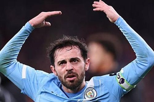 Bernardo Silva rực sáng tại Anfield: Manchester City phá dớp 89 năm trước Liverpool
