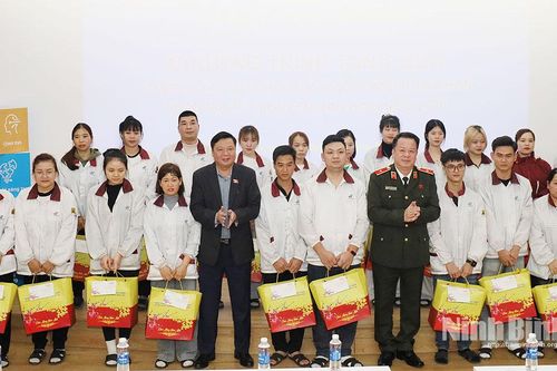 Lan tỏa tinh thần 'Không để ai bị bỏ lại phía sau' dịp Tết Nguyên đán 2026