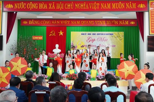 Xã Nam Trạch: Gặp mặt mừng Đảng, mừng xuân Bính Ngọ 2026