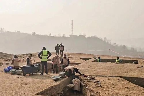 Khai quật quần thể Phật giáo 2.000 năm tuổi ở Kashmir