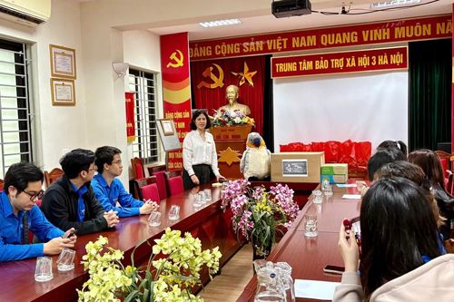 Tuổi trẻ Ngân hàng Trung ương lan tỏa yêu thương tại Trung tâm Bảo trợ xã hội số 3 Hà Nội