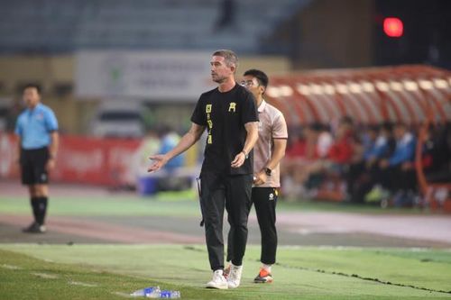 Hà Nội FC hồi sinh thế nào dưới bàn tay của Harry Kewell?
