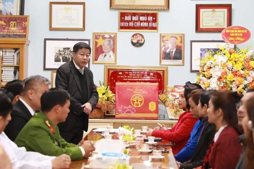 Lãnh đạo thành phố chúc Tết Họ đạo Cao Đài và CAND