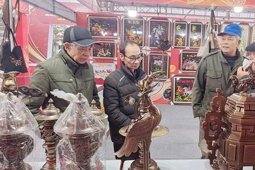 Khai mạc triển lãm các sản phẩm, mẫu thiết kế hàng thủ công mỹ nghệ Xuân Bính Ngọ 2026