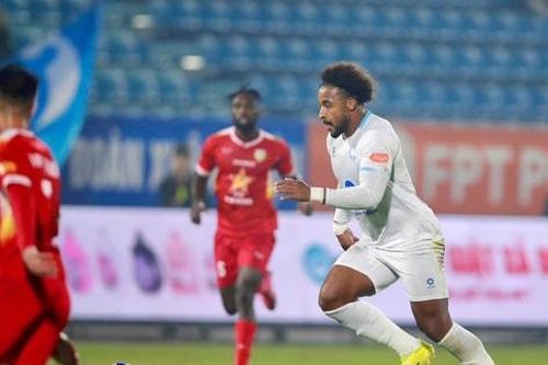 V.League 2025-2026: Phung phí cơ hội, Nam Định chia điểm cùng Hồng Lĩnh Hà Tĩnh trên sân nhà