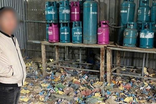 Hà Nội: Phát hiện, bắt giữ đối tượng sang chiết gas trái phép tại xã Ngọc Hồi