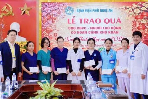 Tết ấm nghĩa tình - Lan tỏa giá trị nhân văn từ Bệnh viện Phổi Nghệ An