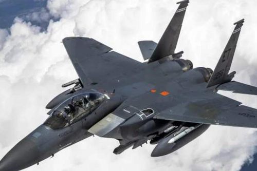 Hàn Quốc chi 2,8 tỷ USD để hiện đại hóa phi đội tiêm kích F-15K Slam Eagle