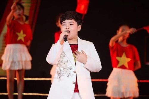Ca sĩ nhí Dương Đức Hải khoe giọng cùng DTAP trong chương trình Xuân Quê hương 2026