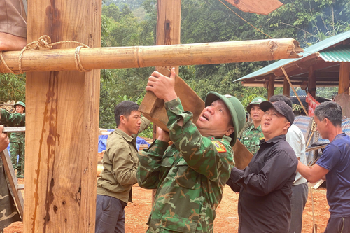 Để người dân kịp có nhà đón Tết