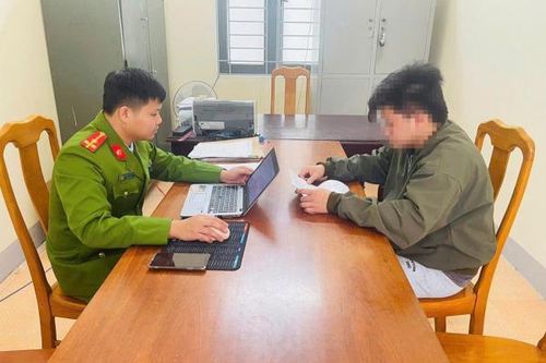 Điện thoại xoay ngang, đời còn khổ!