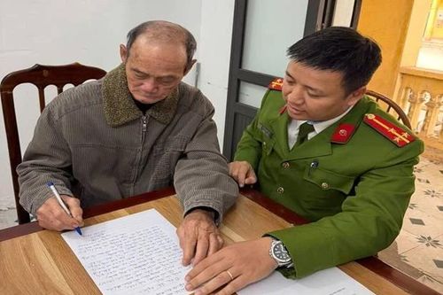 'Liệt sĩ' trở về sau 41 năm bị báo tử