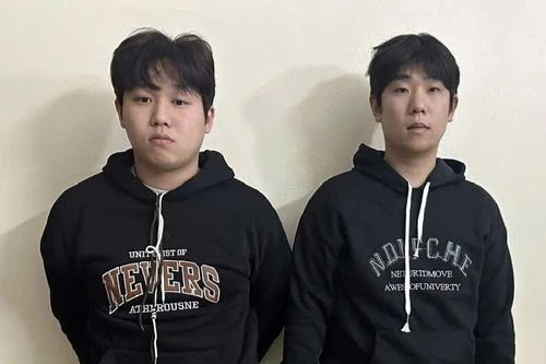 Bắt giữ, bàn giao 2 đối tượng truy nã đỏ của Interpol cho Hàn Quốc