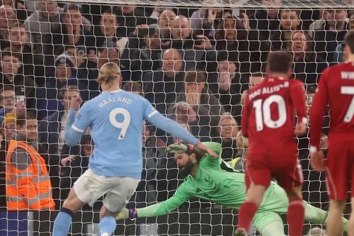 Nghiệp 'quật' Liverpool ở Ngoại hạng Anh